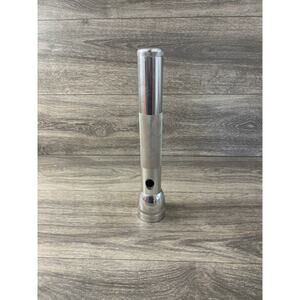 Vintage MAG-LITE MAGLITE FLASH LIGHT 12 1/2 INCH 3D CELL Silver.